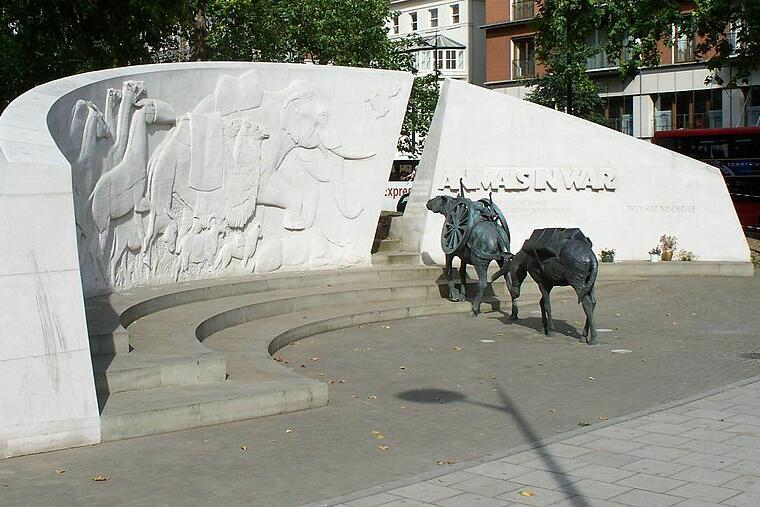 Animals in War memorial