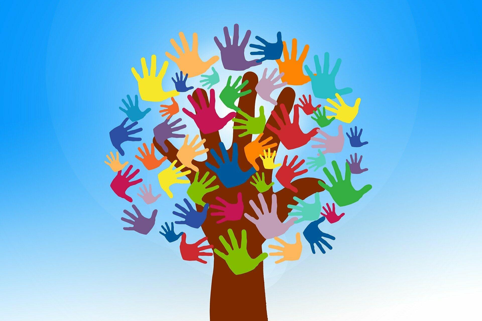 Grafische Darstellung eines Baumes mit bunten Händen anstelle von Blättern zur Veranschaulichung von Freiwilligen-Arbeit.